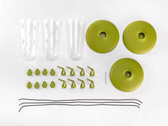 Vogelfutterspender - Multifunktionale Futterstation für die Vogelfütterung - 22 cm - Silberkraft